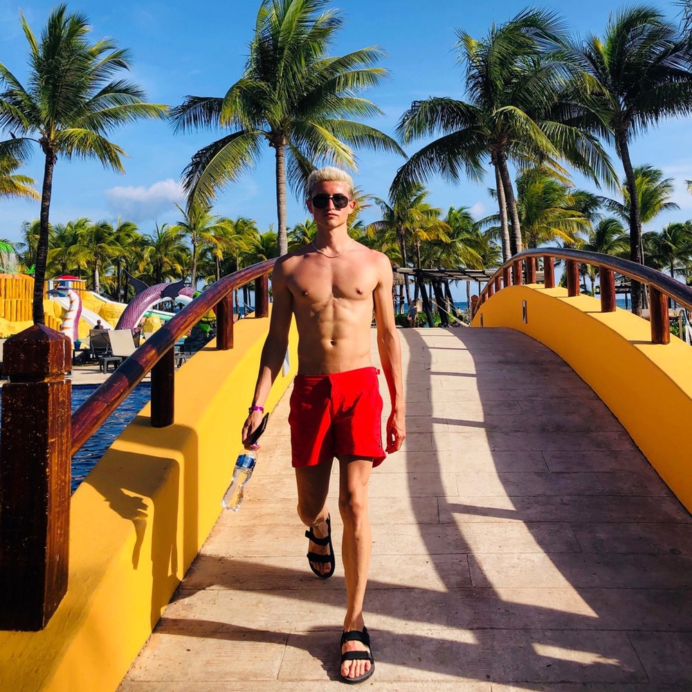 Meet your Posher, Josh